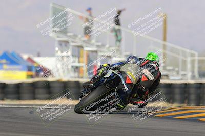 media/Oct-29-2022-CVMA (Sat) [[14c0aa3b66]]/Race 8 Supersport Middleweight/Folder 2/